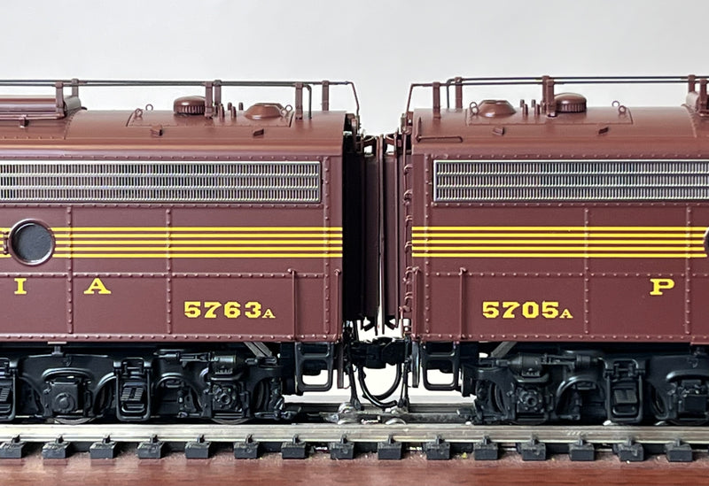 Walthers 920-42900 EMD E8 A-A with LokSound 5 Sound & DCC -- Pennsylvania Railroad Class EP-22