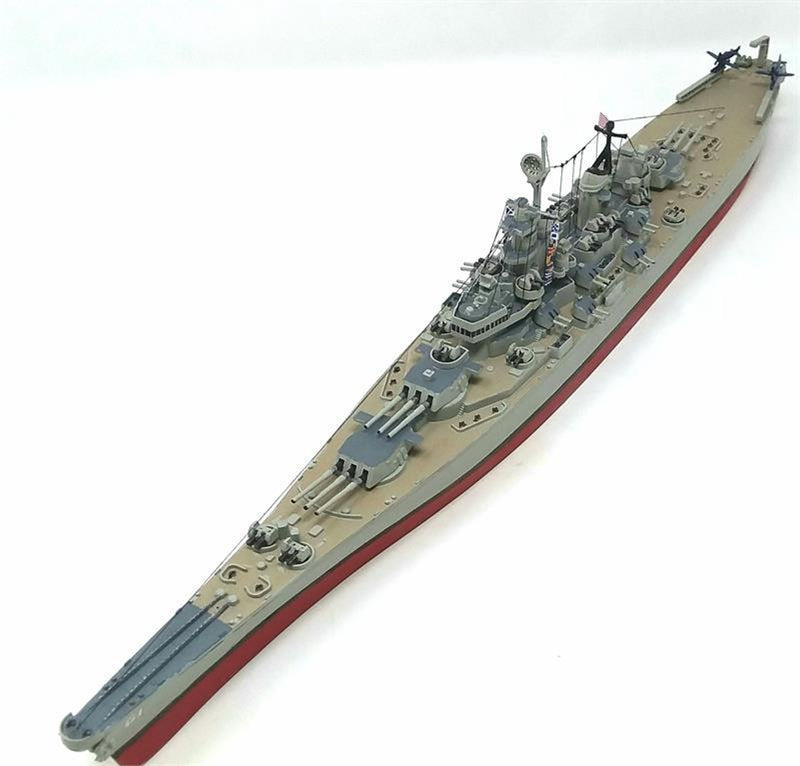 Atlantis Models H369 USS Iowa BB-61 Big Battleship Plastic Model kit 1/535