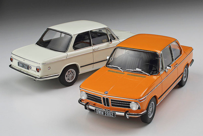 Hasegawa Models 21123 bmw 2002tii 1:24 SCALE MODEL KIT