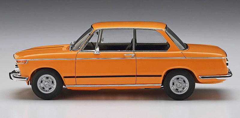 Hasegawa Models 21123 bmw 2002tii 1:24 SCALE MODEL KIT