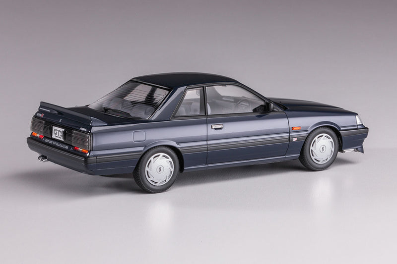 Hasegawa Models 21129 Nissan Skyline GTS-R (R31) 1:24 SCALE MODEL KIT