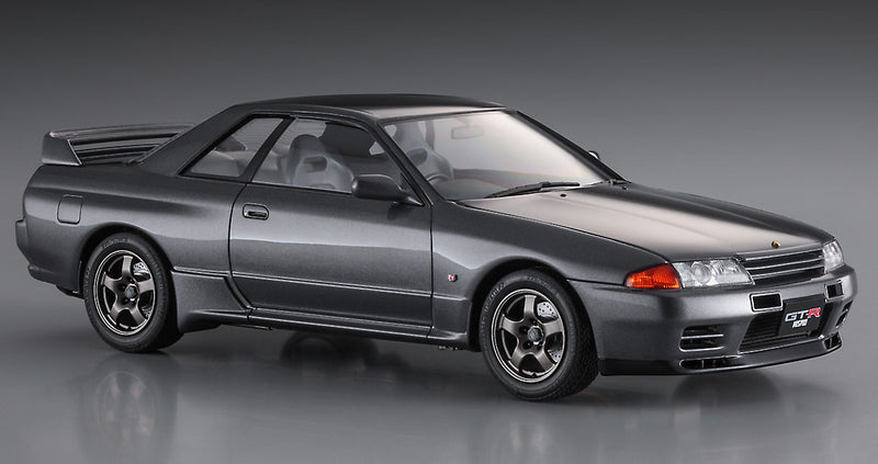 Hasegawa Models 21139 Nissan Skyline GT-R NISMO (BNR32) 1:24 SCALE MODEL KIT