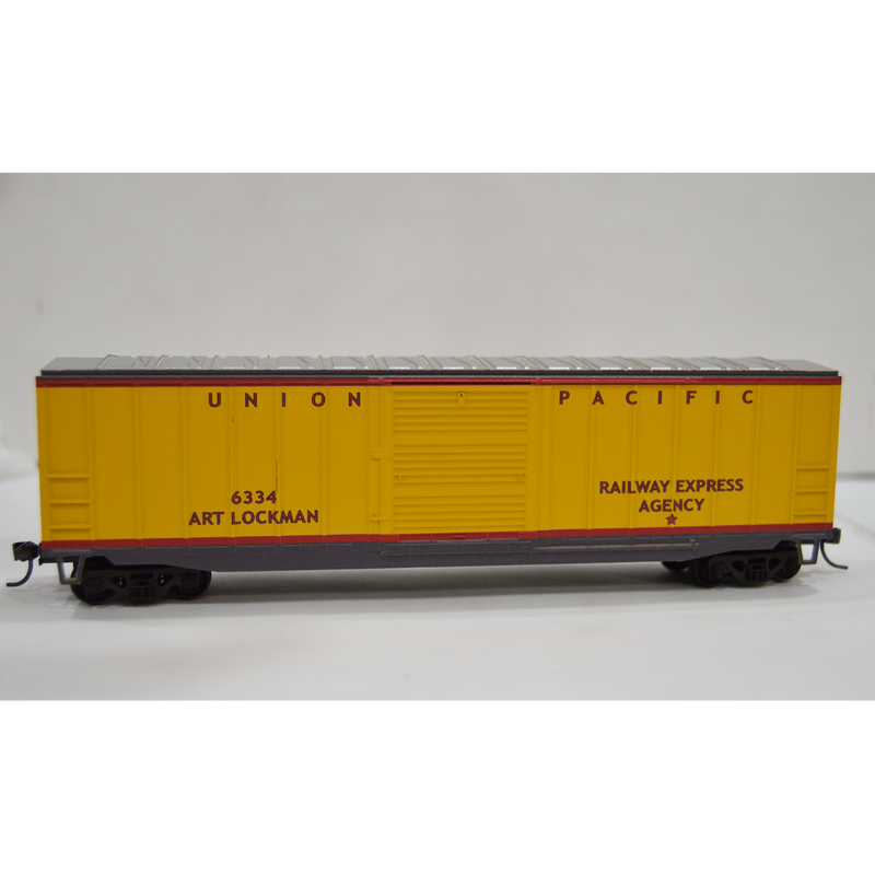 Value Trains USA HO 10061 Boxcar, Union Pacific Art Lockman