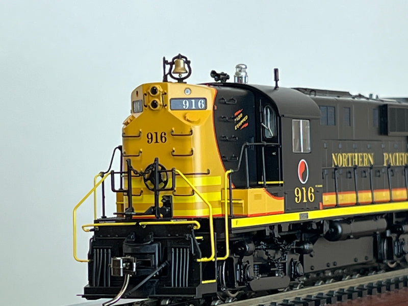 Rapido 31581 HO RS-11: Northern Pacific - Delivery: