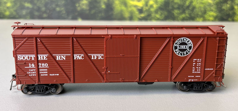 Rapido 171002 Class B-50-15 Boxcar - As Built w/ Murphy Roof 6-Pack - Ready to Run -- Southern Pacific (1946 to 1952 Scheme, Boxcar Red, Black Lines Logo), HO