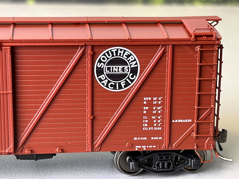 Rapido 171002 Class B-50-15 Boxcar - As Built w/ Murphy Roof 6-Pack - Ready to Run -- Southern Pacific (1946 to 1952 Scheme, Boxcar Red, Black Lines Logo), HO