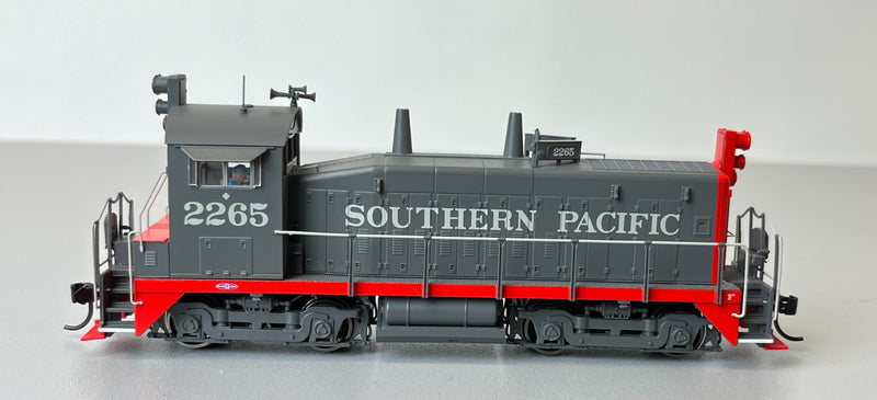 WalthersProto 920-41513 EMD SW1200 - LokSound 5 Sound & DCC -- Southern Pacific(TM)