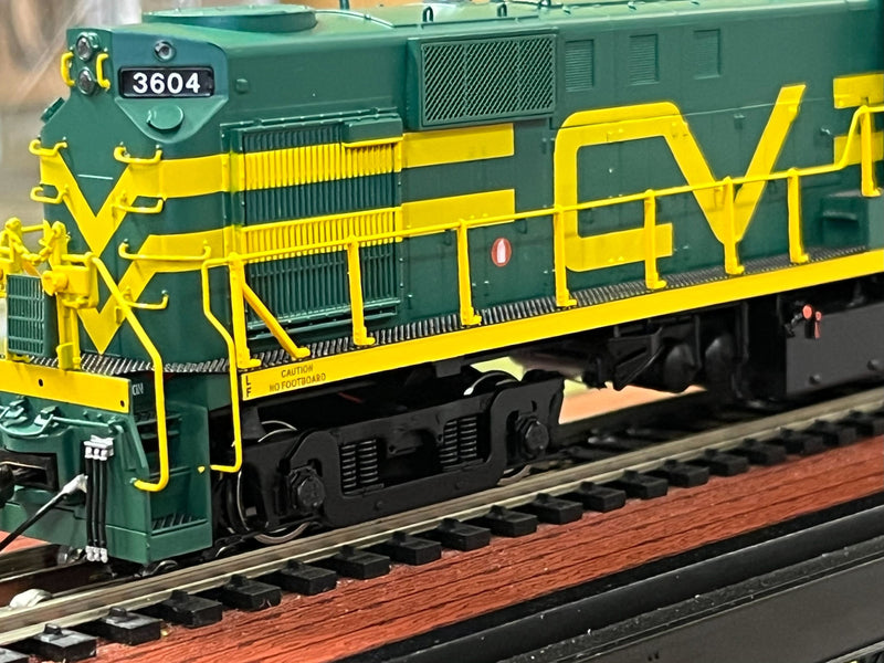 Rapido 31559 HO RS-11: Central Vermont - Green w/Noodle: