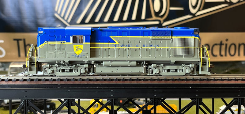 Rapido 31064 HO RS-11: Delaware & Hudson - Lightning Stripe: