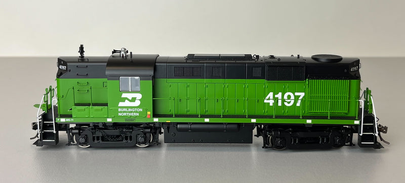 Rapido 31555 HO RS-11: Burlington Northern - Green and Black:
