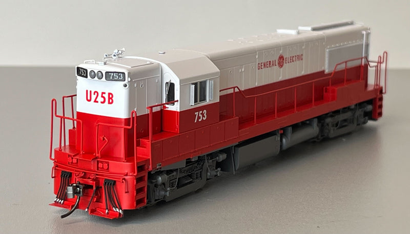 Rapido 035032 HO GE U25B High Hood: GE Demonstrator: