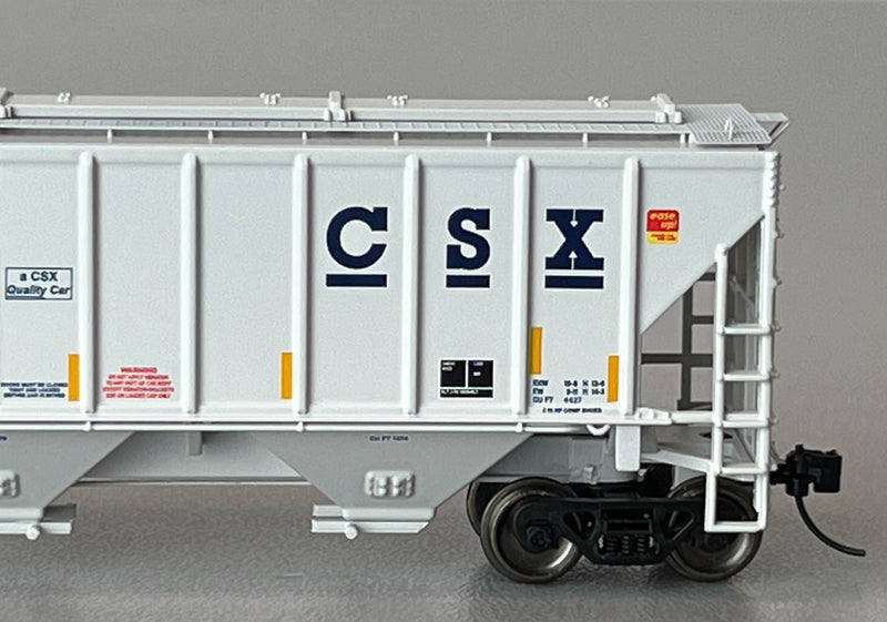 Trainworx 24424-01 Pullman Standard PS2CD 4427 cu. ft. High side covered hopper, CSXT- CSX Quality Car