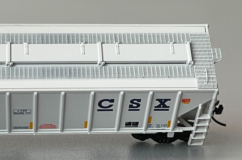 Trainworx 24424-01 Pullman Standard PS2CD 4427 cu. ft. High side covered hopper, CSXT- CSX Quality Car