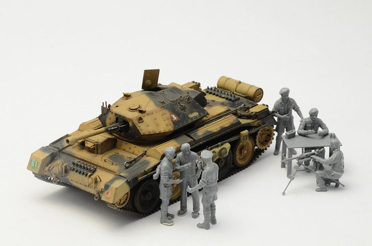 Italeri 6592 - SCALE 1 : 35 Crusader Mk. III with British Crew