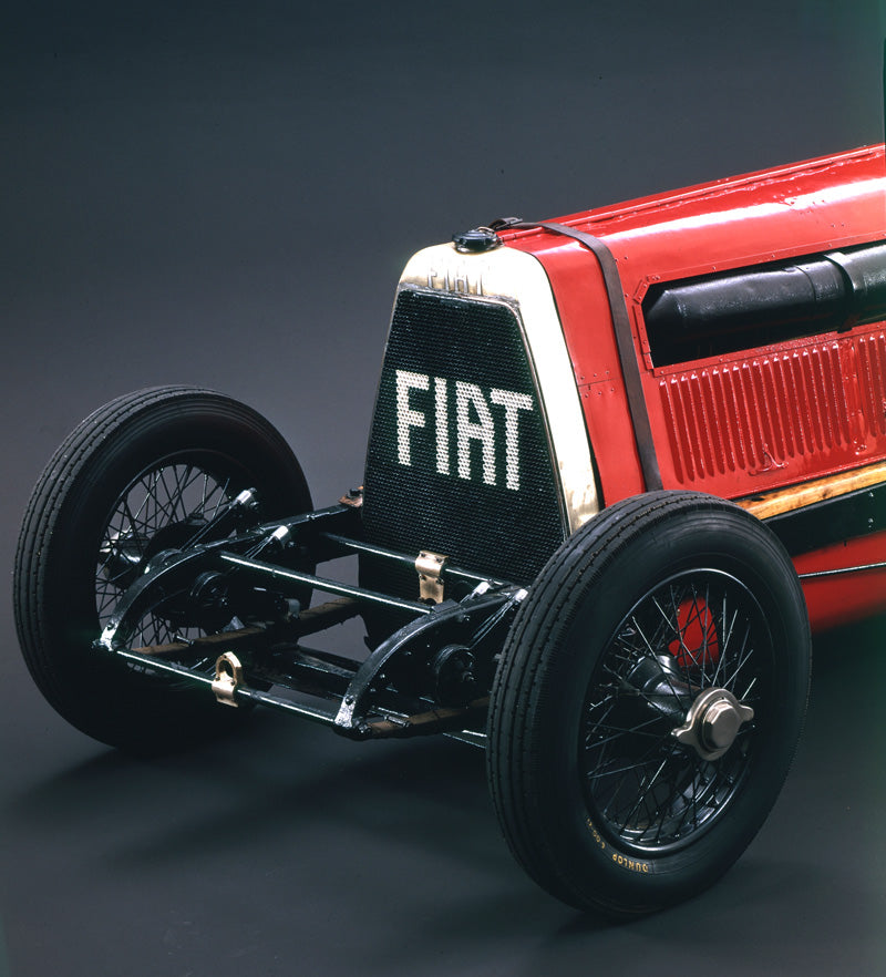 Italeri 4701 - SCALE 1 : 12 FIAT MEFISTOFELE 21706 c.c.