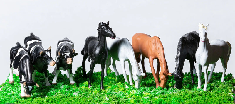 Rock Island Hobby O 061301 Cows & Horses (8-Pack)