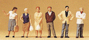 Preiser HO 10451 Passersby Waiting (6)