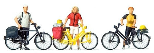 Preiser HO 10643 Standing Cyclists in Sportswear with Bikes Set