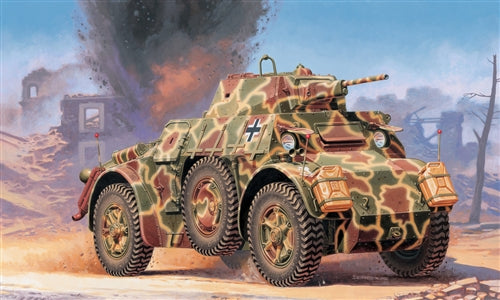 Italeri 7052 - SCALE 1 : 72 AUTOBLINDA AB 43