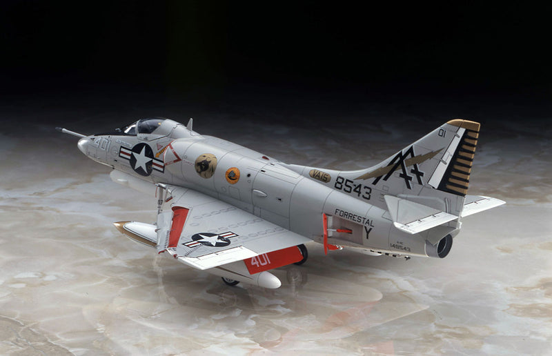 Hasegawa Models 7222 A-4C Skyhawk  1:48 SCALE MODEL KIT