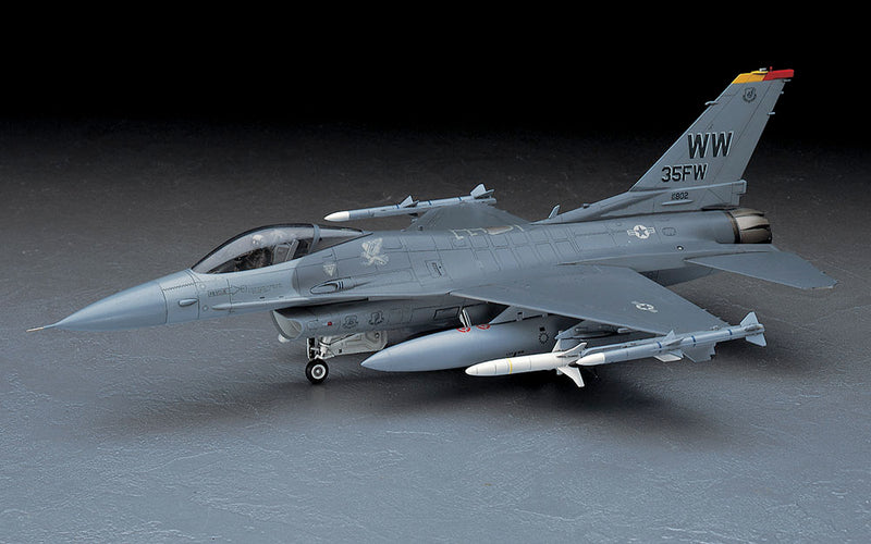 Hasegawa Models 7232 F-16CJ Fighting Falcon “Misawa Japan” 1:48 SCALE MODEL KIT