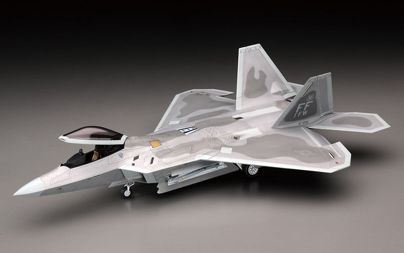 Hasegawa Models 7245 F-22 Raptor 1:48 SCALE MODEL KIT