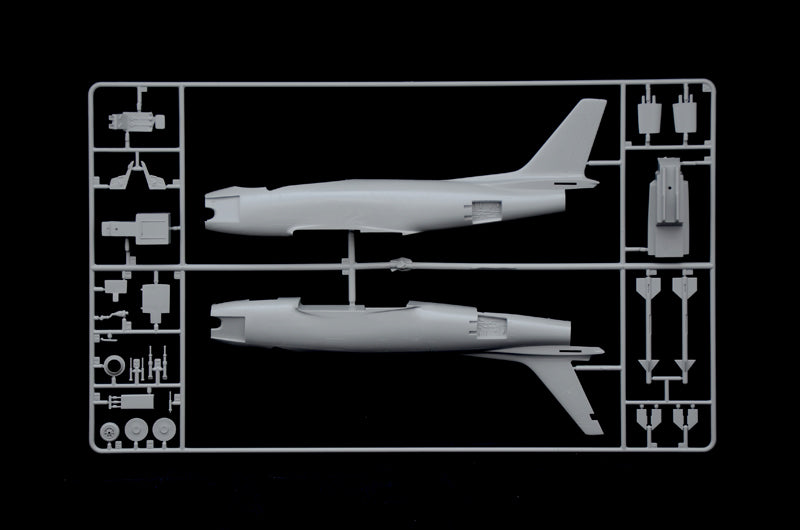 Italeri 2799 - SCALE 1 : 48 F-86E Sabre