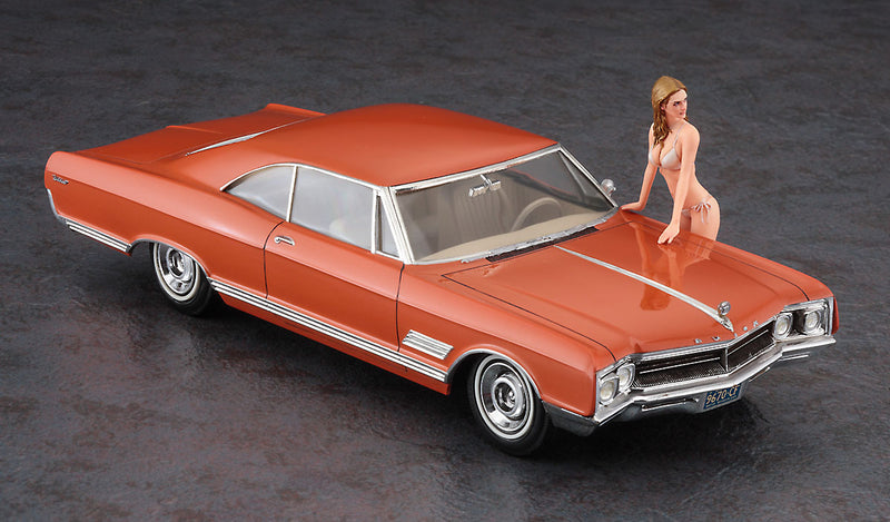 Hasegawa Models 52213 1966 American Coupe Type B w/ Blonde Girls Figure 1:24 SCALE MODEL KIT