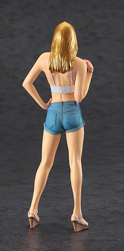 Hasegawa Models 52284 12 Real Figure Collection No.06 “Blonde Girl Vol.3” 1:12 SCALE MODEL KIT