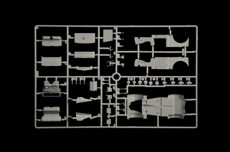 Italeri 6550 - SCALE 1 : 35 Fiat 508 CM Coloniale with Crew