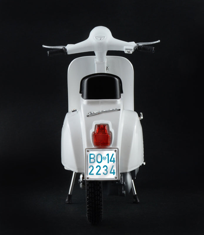 Italeri 4633 - SCALE 1 : 9 VESPA 125 PRIMAVERA