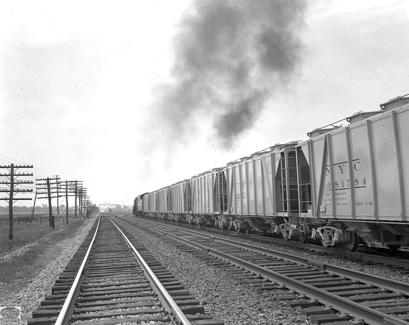 PREORDER Rapido 149002A HO Enterprise 2-Bay Covered Hopper - Ready to Run -- New York Central (gray, black, Gothic Lettering, System Logo)