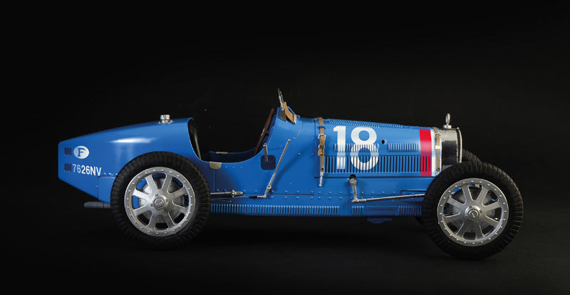 Italeri 4710 - SCALE 1 : 12 Bugatti Type 35B