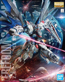 Bandai 2316367 MG Freedom Gundam Ver.2.0