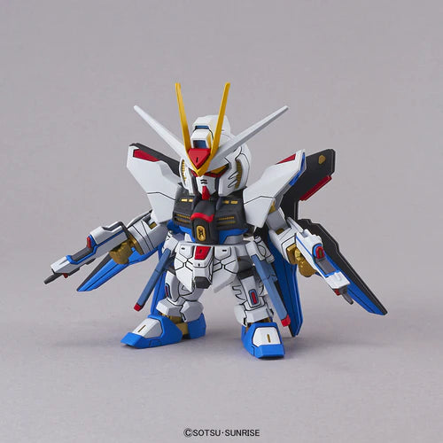 Bandai 2688332 EX-Standard SD Strike Freedom Gundam Gundam Seed