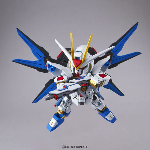 Bandai 2688332 EX-Standard SD Strike Freedom Gundam Gundam Seed