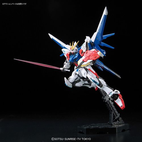 Bandai  2340121 Gundam Build Fighters Gundam Build Strike Real Grade 1:144 Scale Model Kit