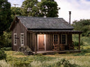 Woodland Scenics HO BR5065 Built and Ready Rustic Cabin (Lighted)