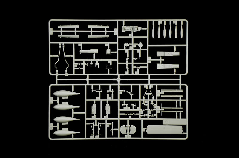 Italeri 1446 - SCALE 1 : 72 P-38J Lightning