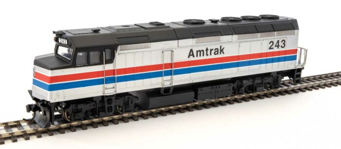 WalthersMainline 910-9463 EMD F40PH - Standard DC -- Amtrak(R)