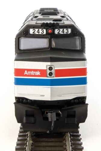 WalthersMainline 910-9463 EMD F40PH - Standard DC -- Amtrak(R)