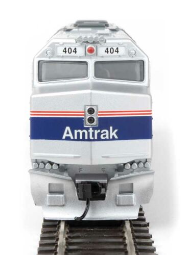 WalthersMainline 910-9468 EMD F40PH - Standard DC -- Amtrak(R)