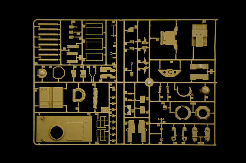 Italeri 6588 - SCALE 1 : 35 LAV-AT