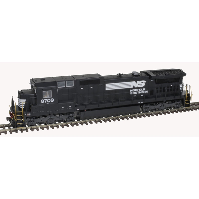 Atlas 10004188 HO DASH 8-40C SILVER NORFOLK SOUTHERN