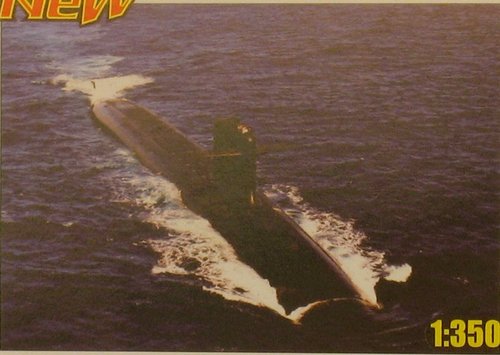 HobbyBoss 83519 French Sub Triomphant 1:350