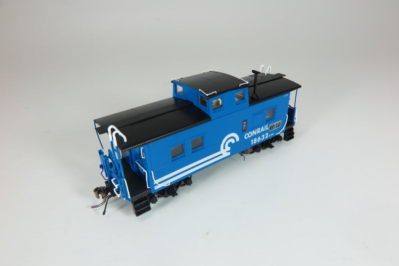 Rapido 144032 Northeastern-style Steel Caboose: Conrail: