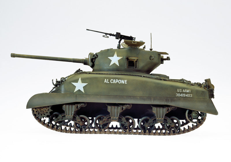 Italeri 225 M4A1 SHERMAN 1:35