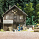 Busch HO 7808 Log Splitter with Figure and Accessories