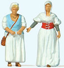 Preiser HO 28224 Market Women in Medieval Dress (2)