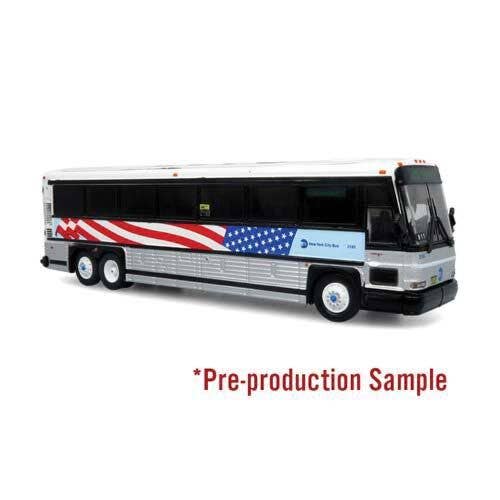 Iconic Replicas HO 870567 MCI D4000 Coach, Assembled, MTA New York City (9/11 Memorial Scheme, US Flag Graphics)